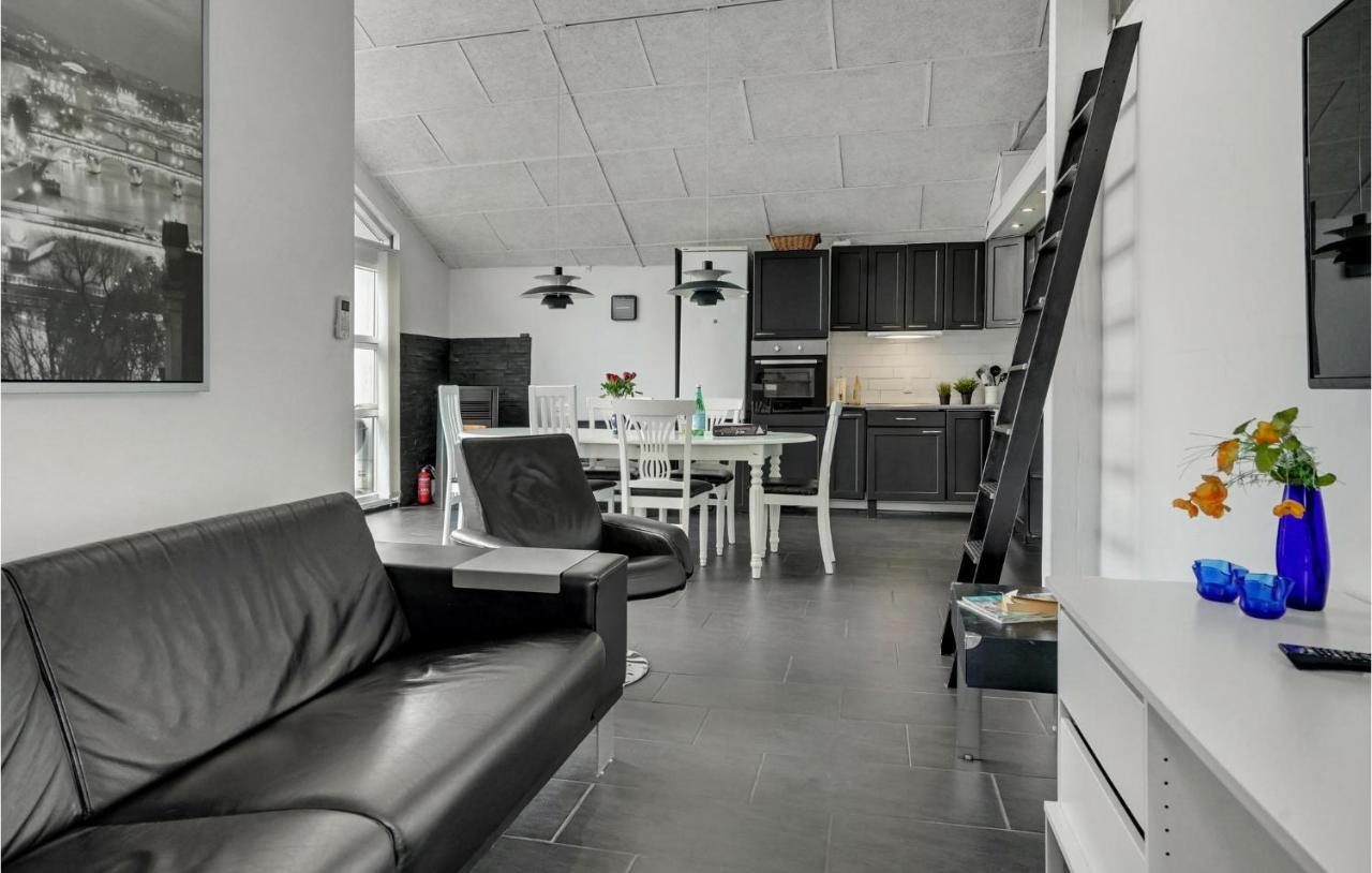 Beautiful Home In Borkop With Kitchen Kültér fotó